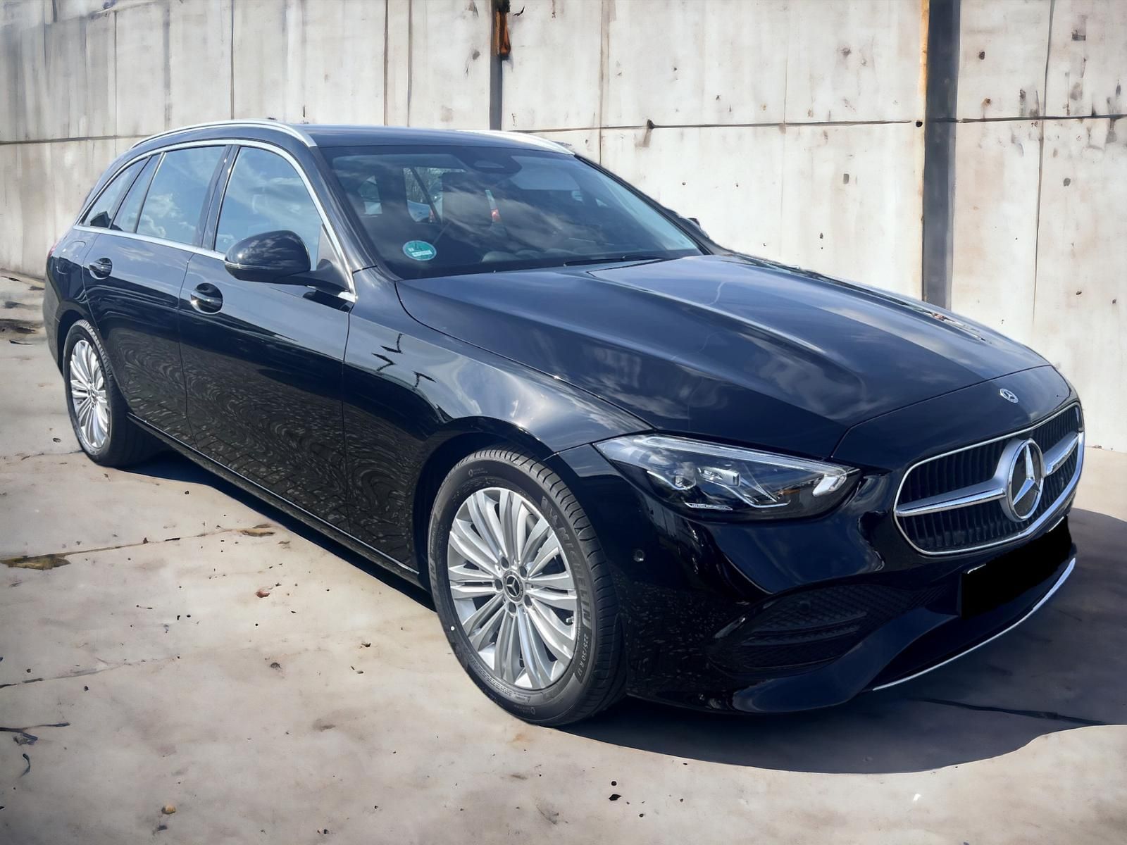 Mercedes-Benz C trieda Sedan