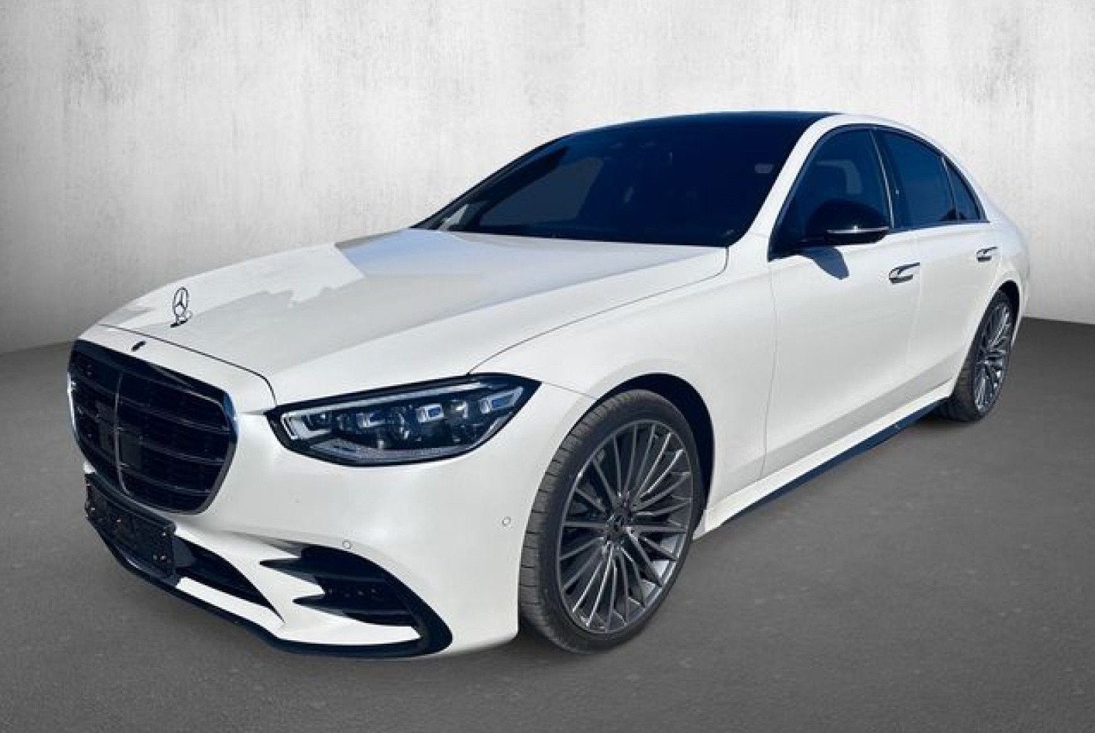 Mercedes-Benz S trieda Sedan