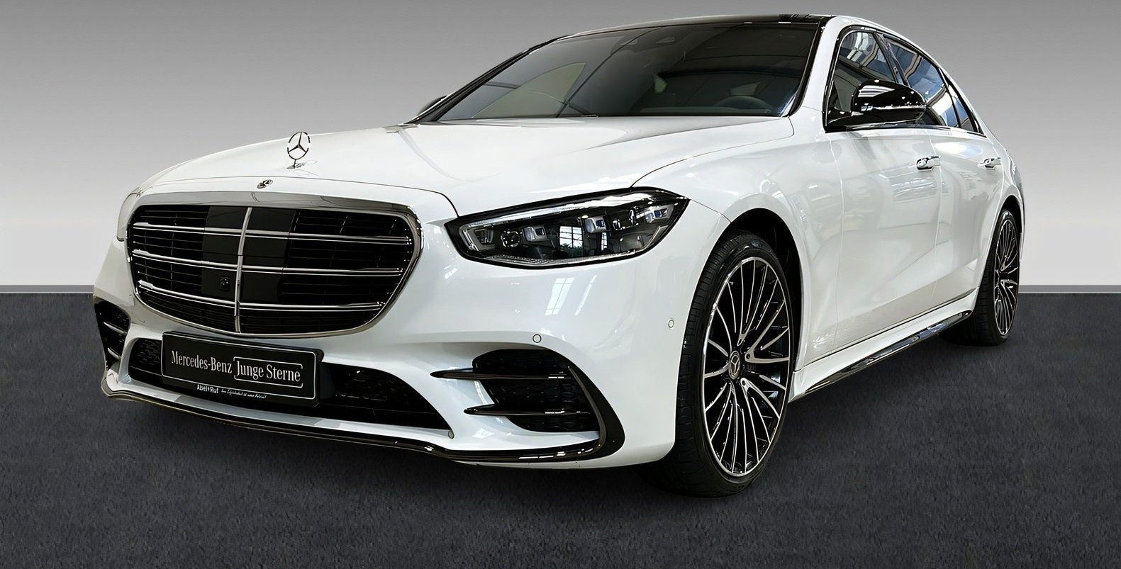 Mercedes-Benz S trieda Sedan